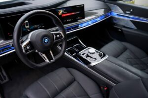 bmw_i7_m70_016