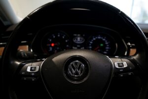 volkswagen_passat_business_015