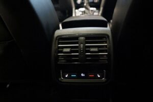 volkswagen_passat_business_020