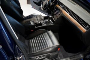 volkswagen_passat_business_025