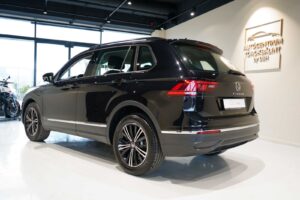 volkswagen_tiguan_001