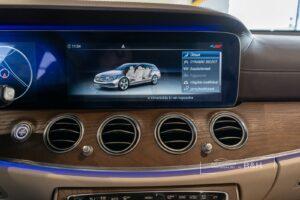 mercedes_e200__005