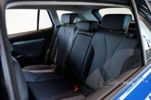 skoda_enyaq_blue_005