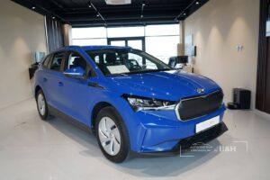 skoda_enyaq_blue_007