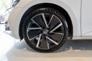 skoda_superb_1_4_008