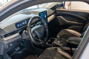 mustang_mach_e_0831_010